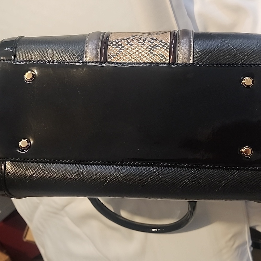Balenciaga Paris Boston bag like new without original box. - Picture 9 of 10